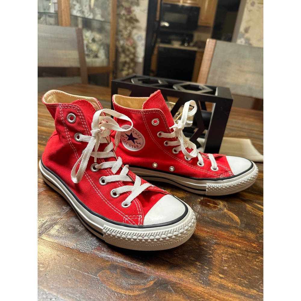 Converse Chuck Taylor All Star High Top Red Canvas Sneaker Mens 5 or Womans 7